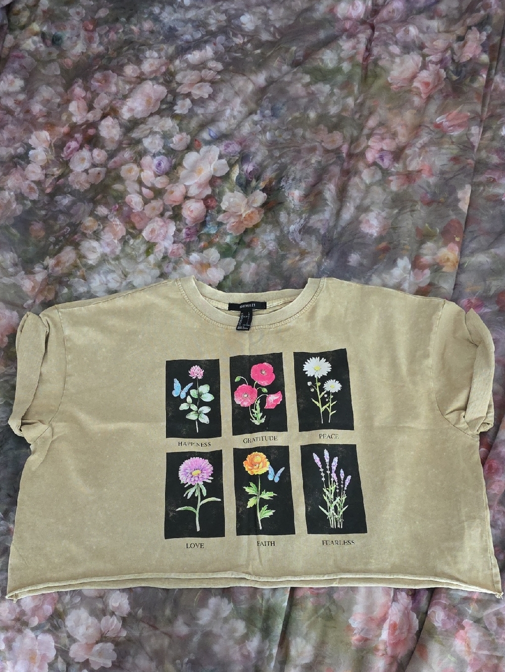 Forever 21 Cropped Tshirt